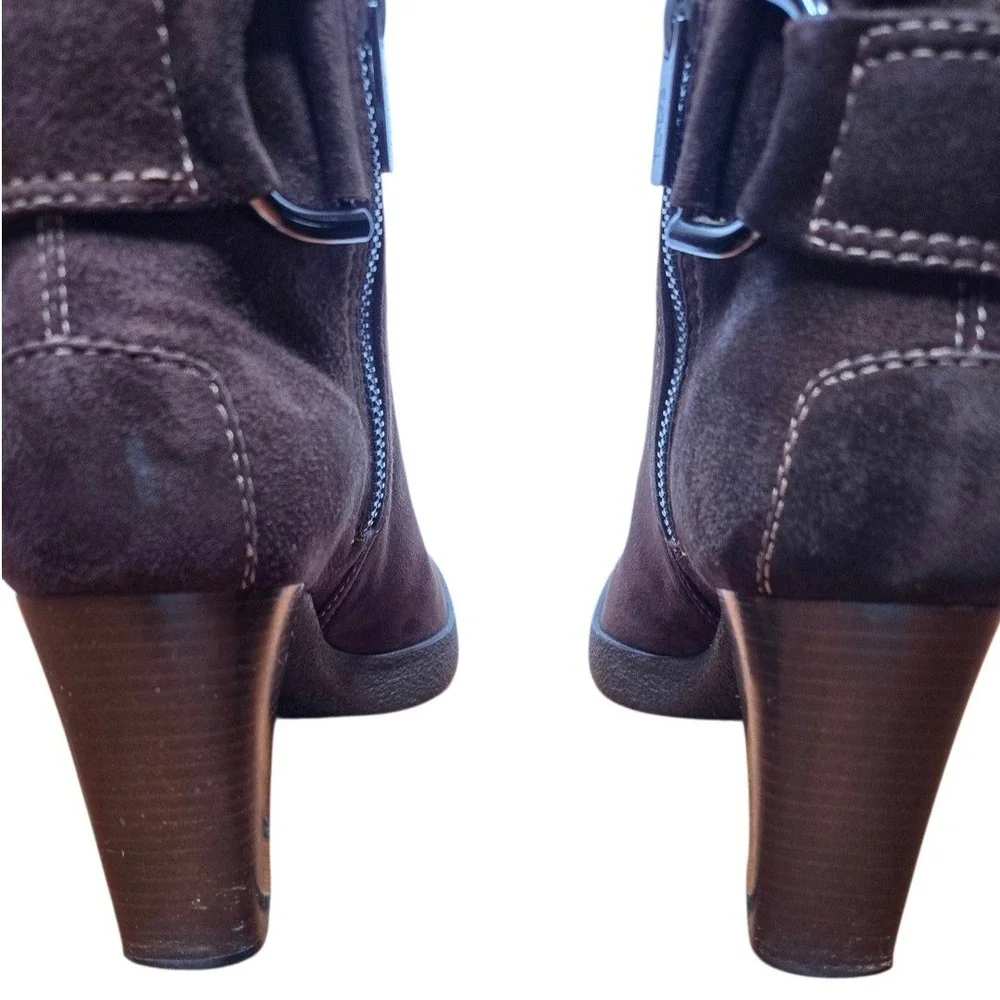 Tod's Brown Suede Buckle Detail Ankle Boots 38 Block Heel Platform Luxe Italy